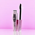 mascara mega volume
